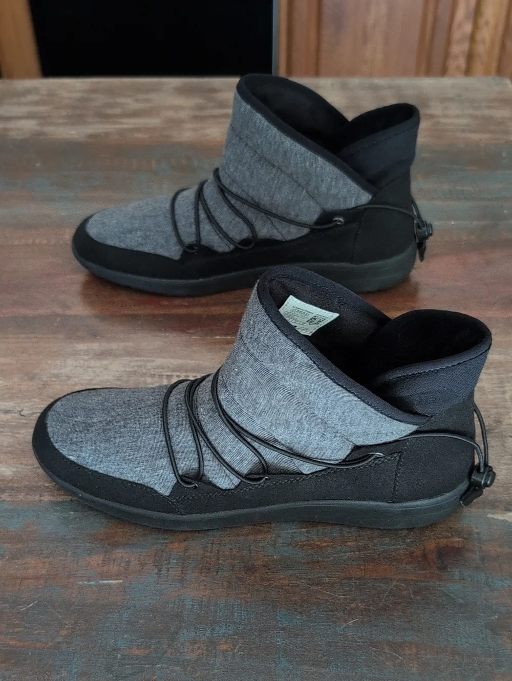 Sperry Top-Sider Gray & Black Rio Vail Booties Bungee Cross Lace - Women's 9